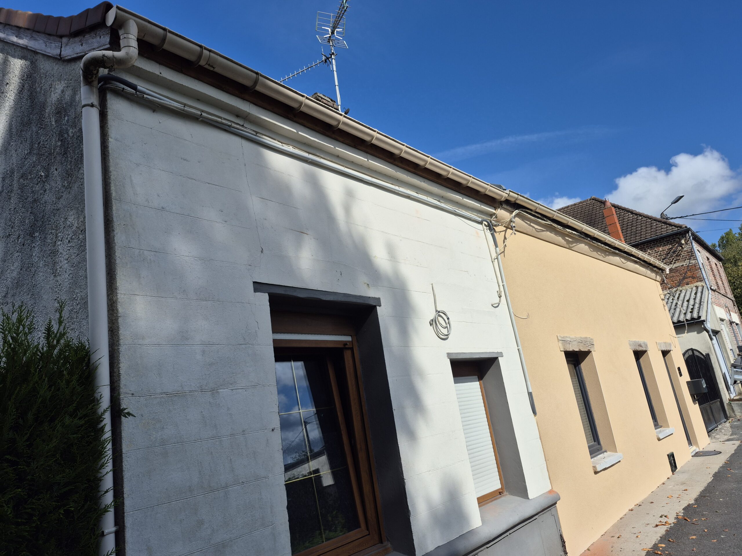 Installation électrique d'une borne de recharge à Hergnies